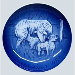 Bing & Grondahl 1987 Mors Mother's Day Ewe with Lambs Collector Plate Denmark